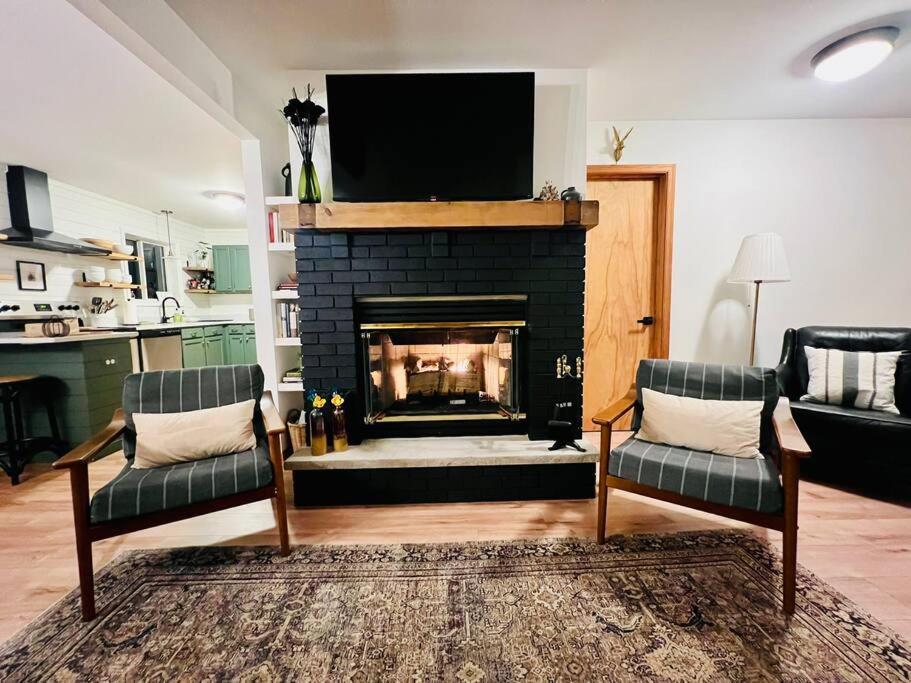 Holiday home Cozy By The *
